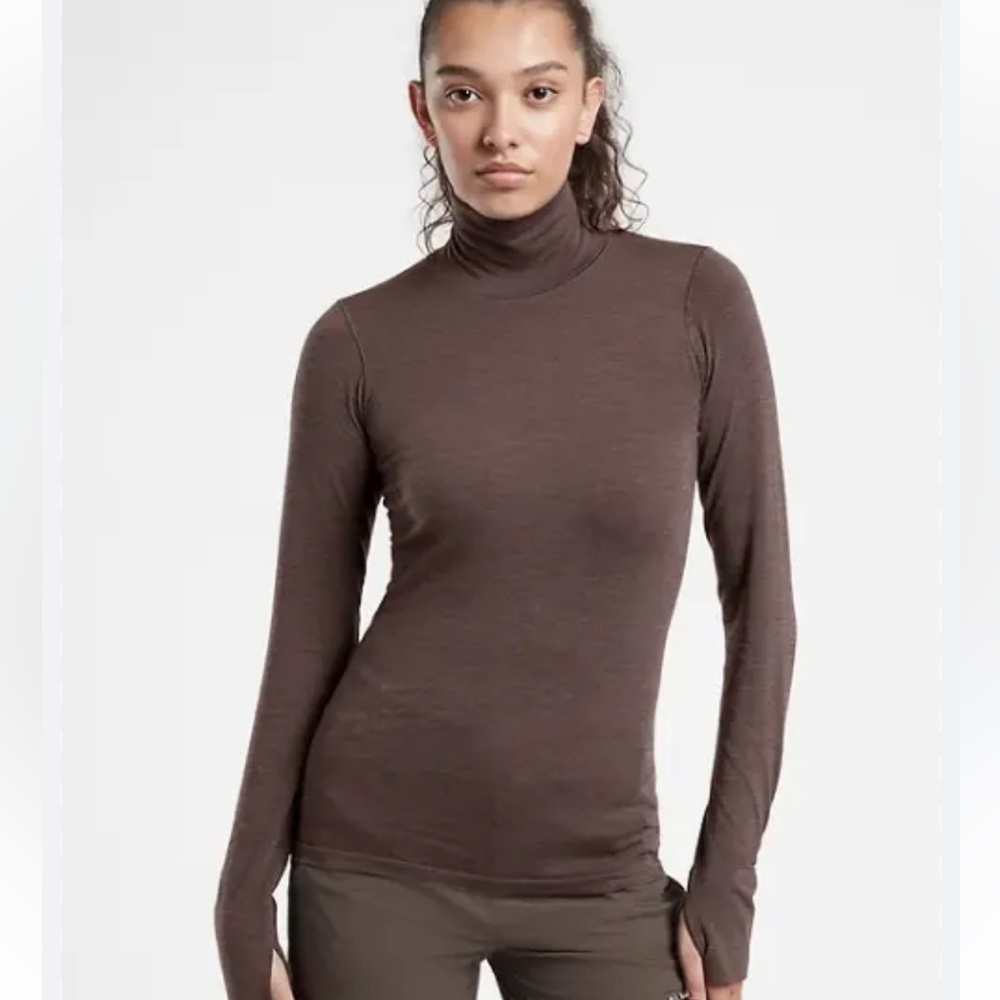 Brand new Athleta forest hill ascent turtleneck long sleeve